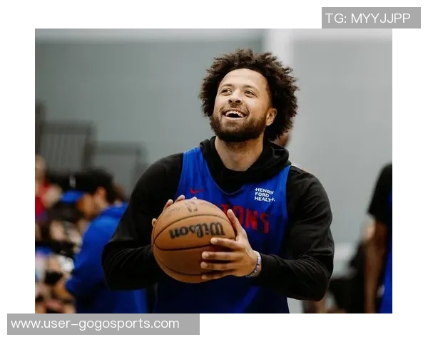 骑士客场表现出色上半场四人得分上双领先活塞22分