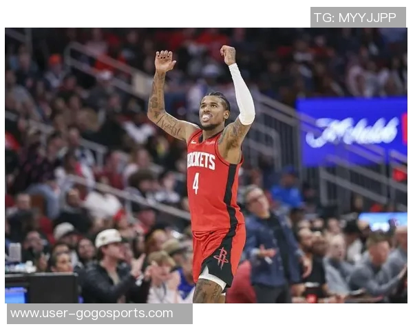 杰伦格林的女友在香港澳门游玩凌晨起床享受美食乐趣